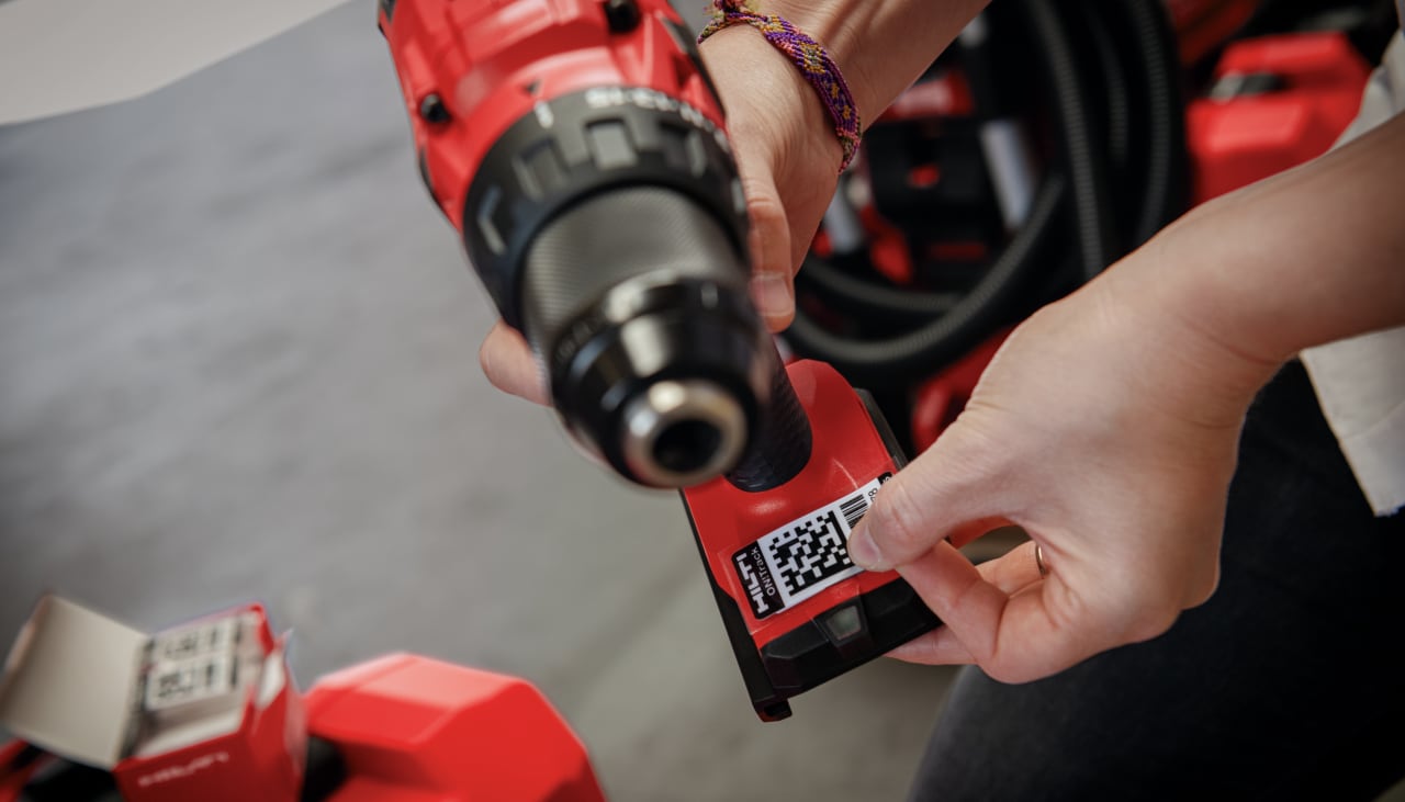 Hilti tool displaying ON!Track tracking 