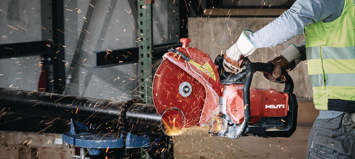 Application image of metal pipe cutting with SPX metal disc.